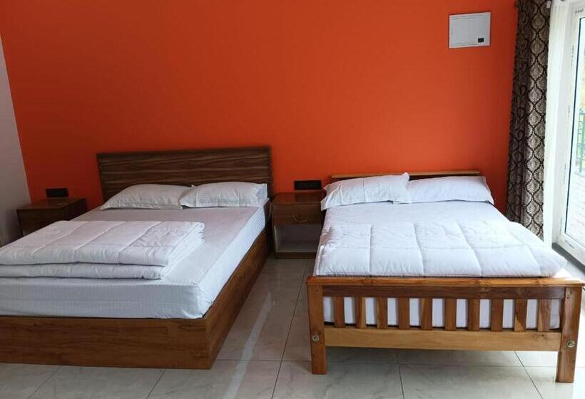 四人标准间, Earth Lounge Resort