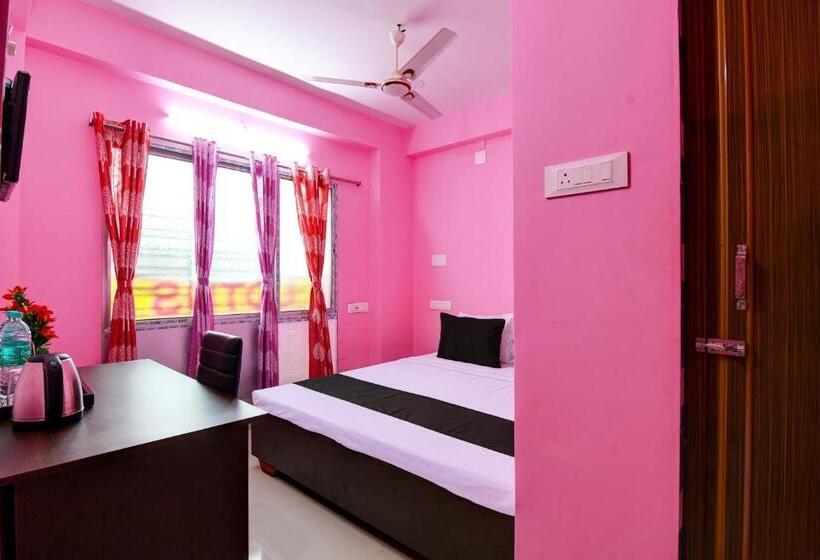 اتاق استاندارد, Oyo Lotus Homestay