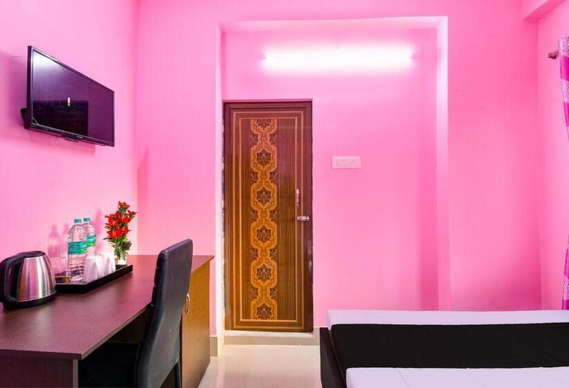 اتاق استاندارد, Oyo Lotus Homestay