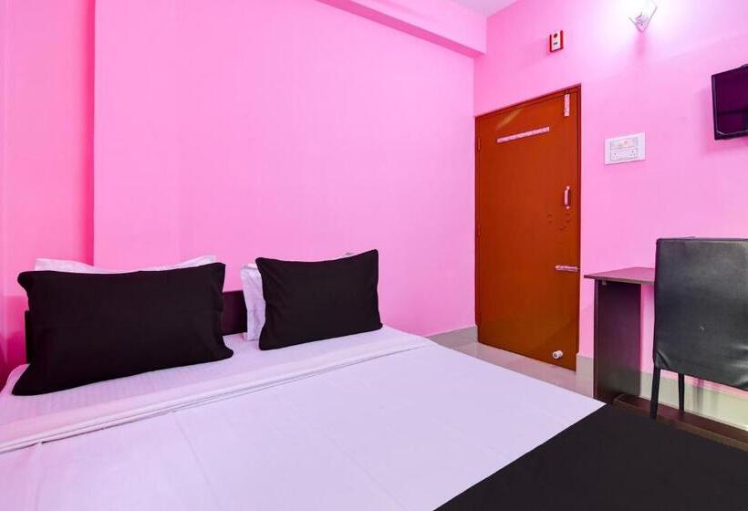 اتاق استاندارد, Oyo Lotus Homestay