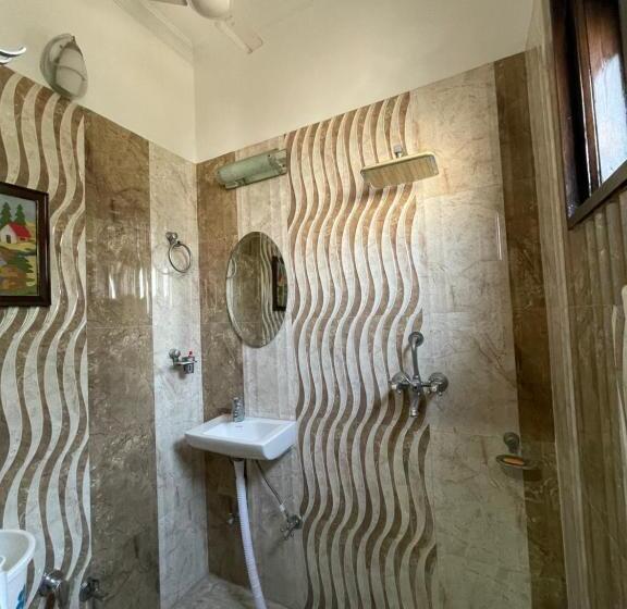 スタンダードルーム, Pacific Grand