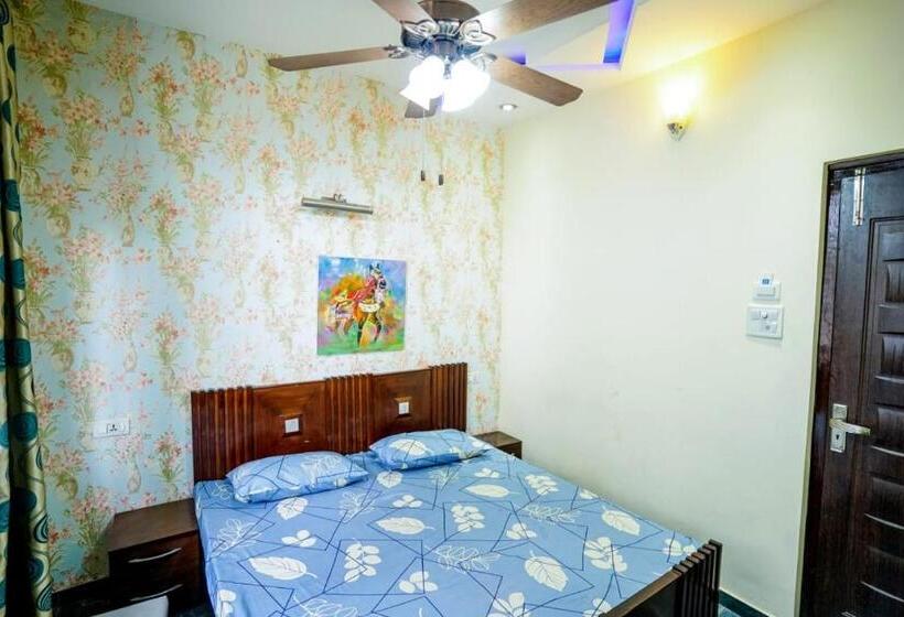 エコノミールーム, Pacific Grand