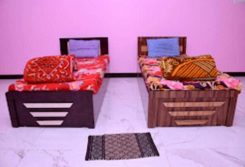 חדר סטנדרט, Prem Sagar, Balapur