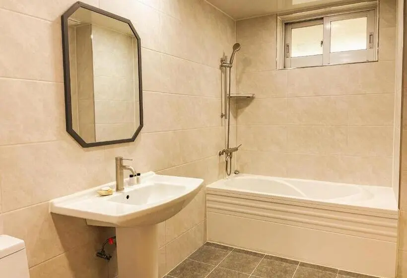 Suite, Terramar