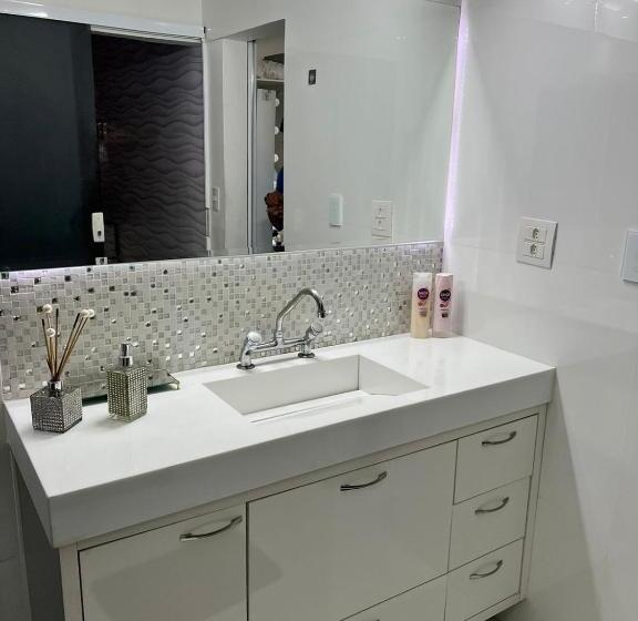 带大床的套房, Pousada Automática Sem Recepção 2