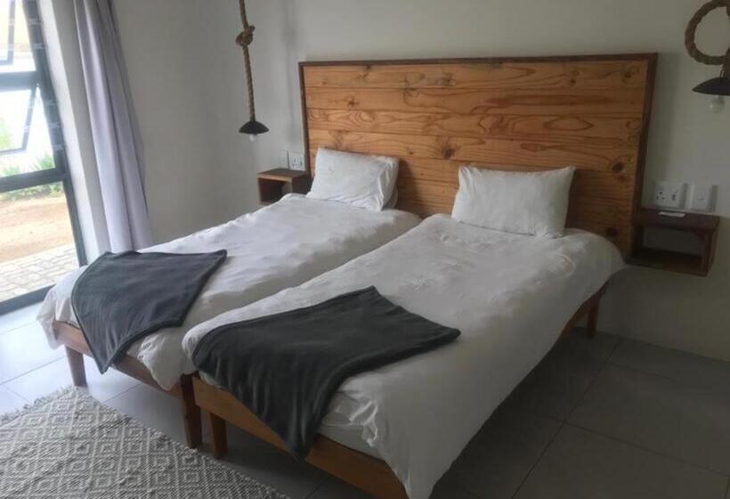 اتاق لوکس با چشمانداز باغ, Swakop Beach Garden Self C