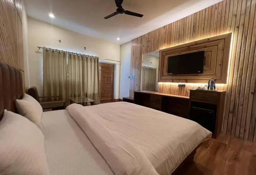 デラックスルーム, Anant Vilas Resort