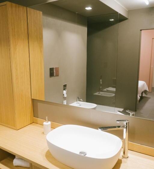 디럭스 룸 킹사이즈 침대, Suave Luxury Room