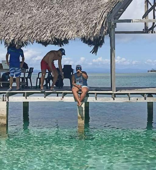 带1个卧室的带阳台的公寓, Cabañas Sobre El Mar En Guna Yala