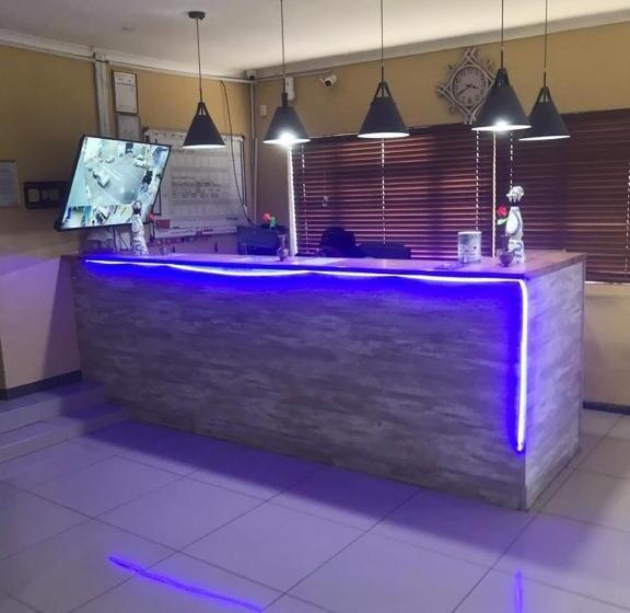 شقة غرفة واحدة, Home Stay Accommodation