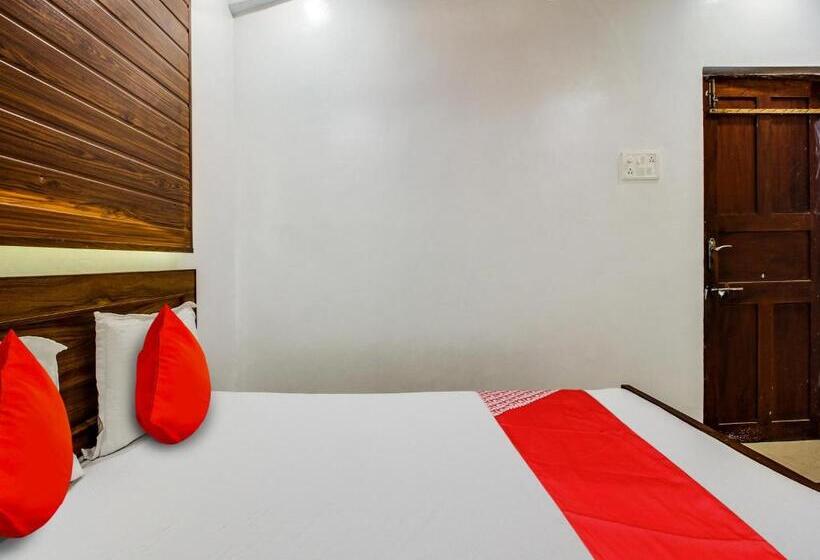 חדר קלאסי לשלושה, Oyo 8199 Guddan Holiday