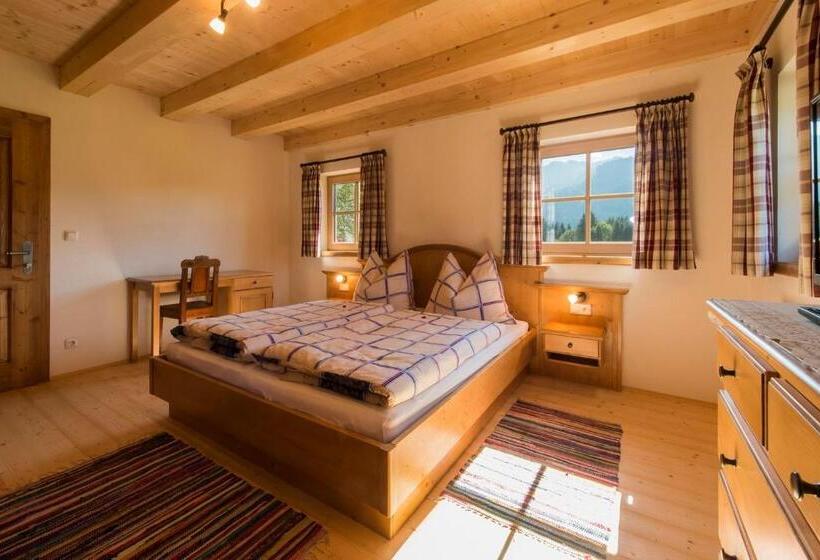 غرفة قياسية مطلّة علي البحيرة, Wald Am See