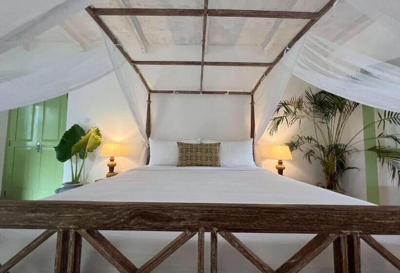 디럭스 룸, Zen House