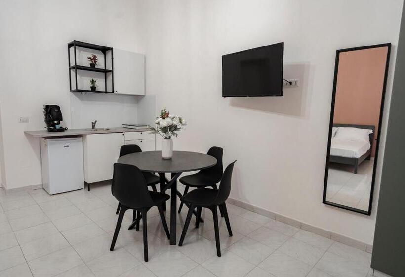 家庭间, Giufrania Suite