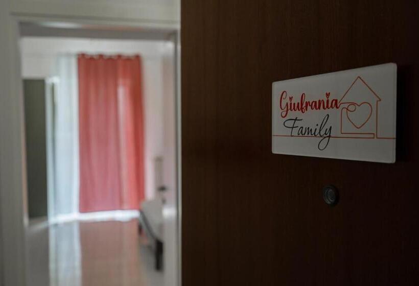 家庭间, Giufrania Suite