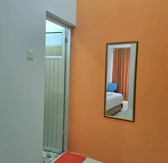 Cameră Standard, Kresna Guesthouse Pacitan