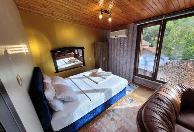 Standard-huone Vuoristonäkymä, Sari Kosk Butik Otel