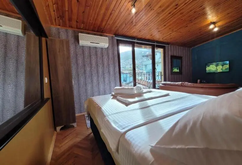 Standard-huone Vuoristonäkymä, Sari Kosk Butik Otel