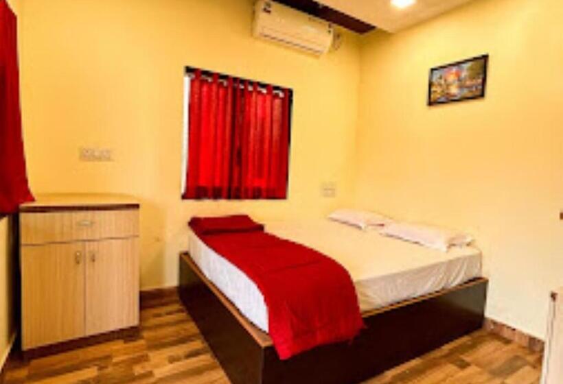 חדר דלוקס יחיד, Surabhi Agro Resort Niwali