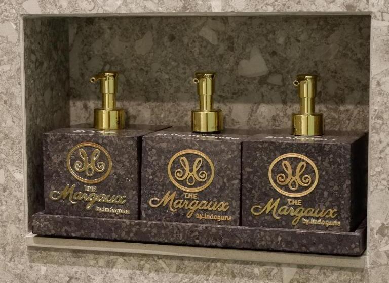Номер Deluxe, The Margaux Hotel Yogyakarta
