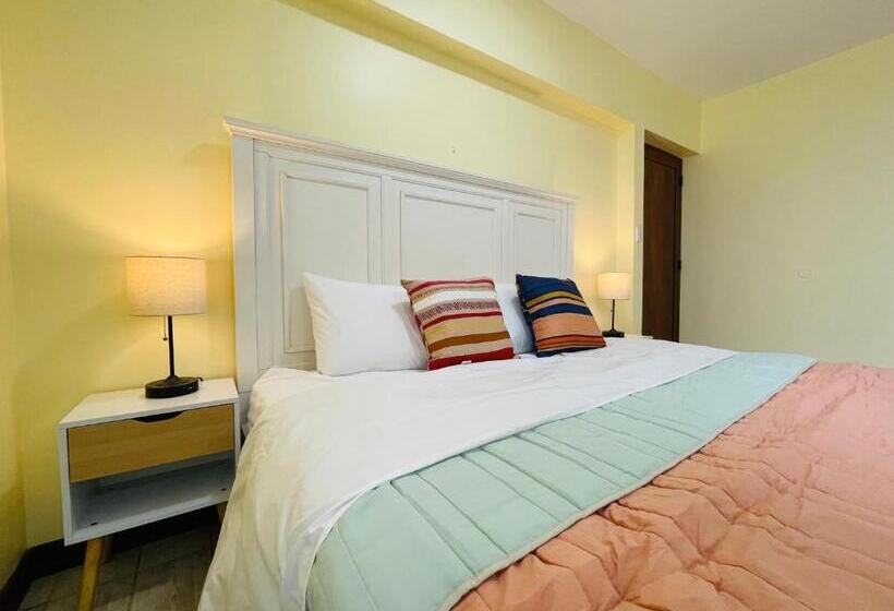 キングサイズベッドのスタンダードルーム, The Rainier Bed & Breakfast 5