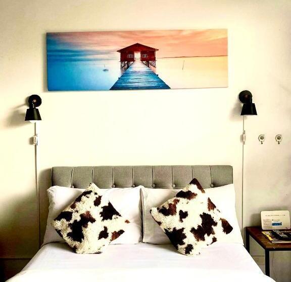 스탠다드 발코니 스튜디오, Affordable Buenbyahe Staycation In Urban Deca Tower Edsa, F Residences And The Regalia Park Tower Cu