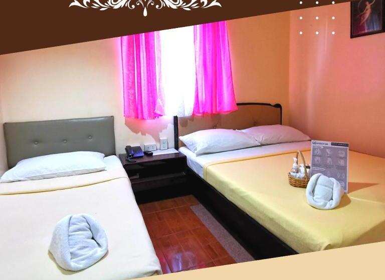 اتاق سوپریور سه تخته, Upgrace Inn