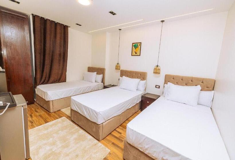 اتاق لوکس سه تخته, White Pyramids Inn