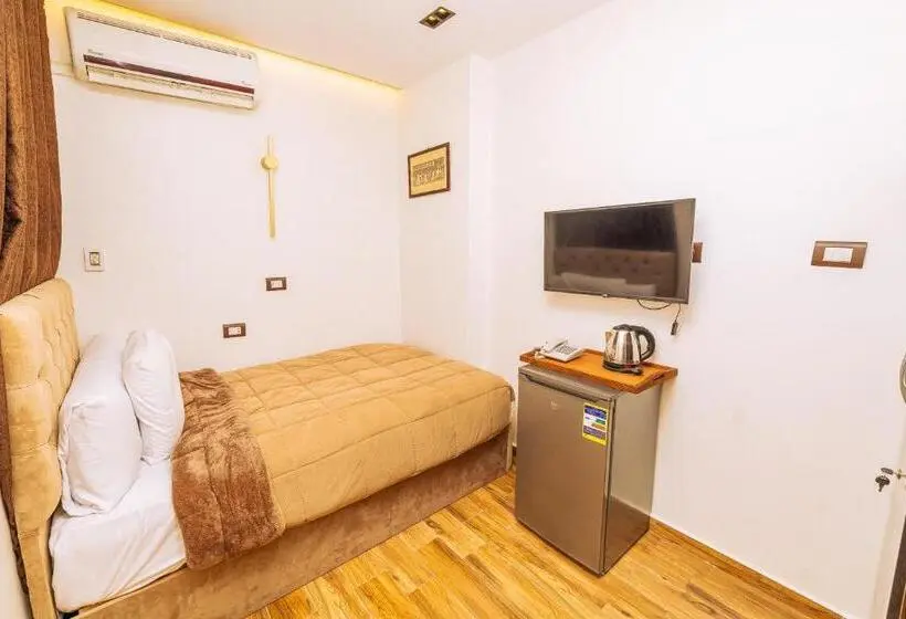 اتاق لوکس یک تخته, White Pyramids Inn