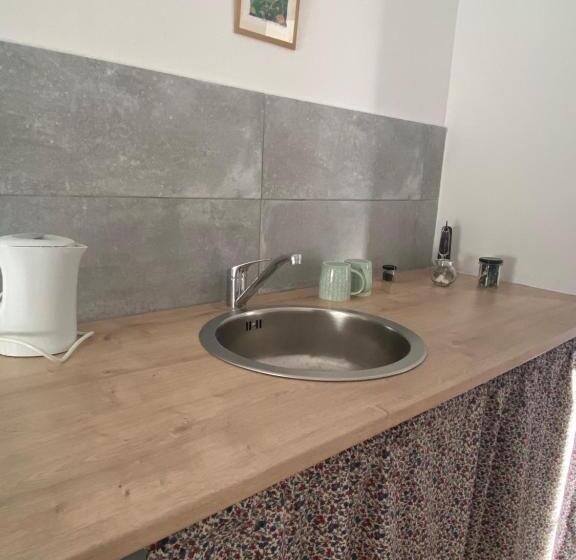 Семейный Номер, Hortense