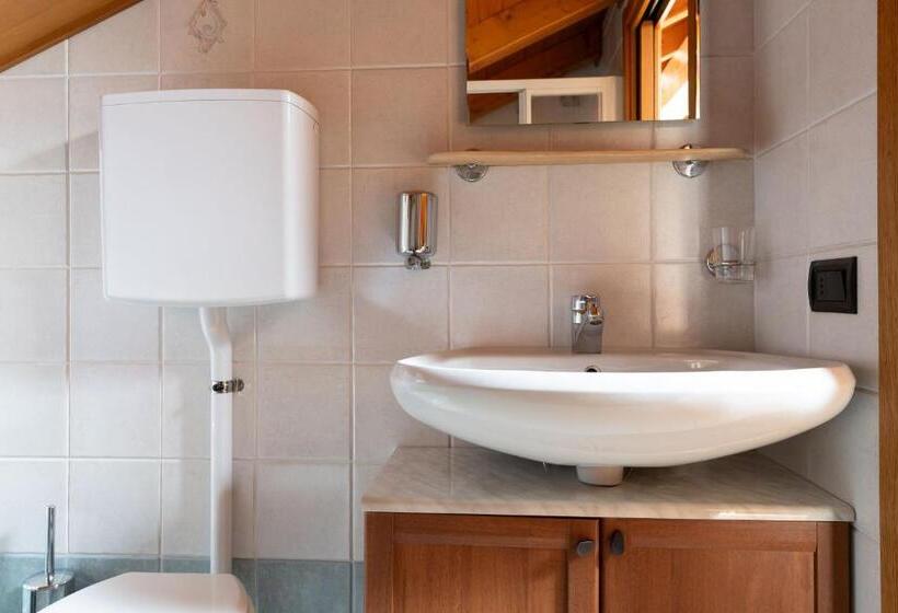 סטודיו סטנדרט עם מרפסת, Chalet Ginepro