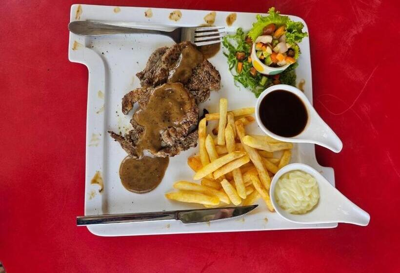 豪华房间, Changrojresortkaengkhoi