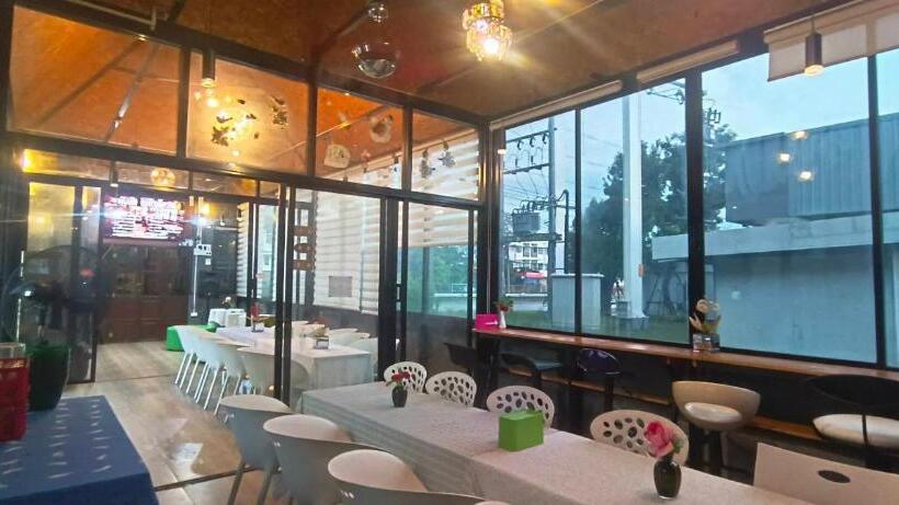 带大床的标准间, Changrojresortkaengkhoi