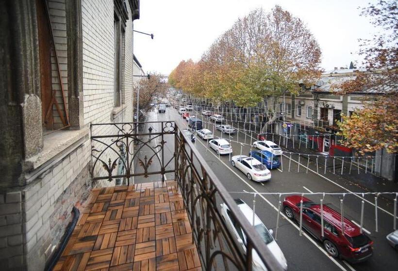 سوییت جونیور, City Lux