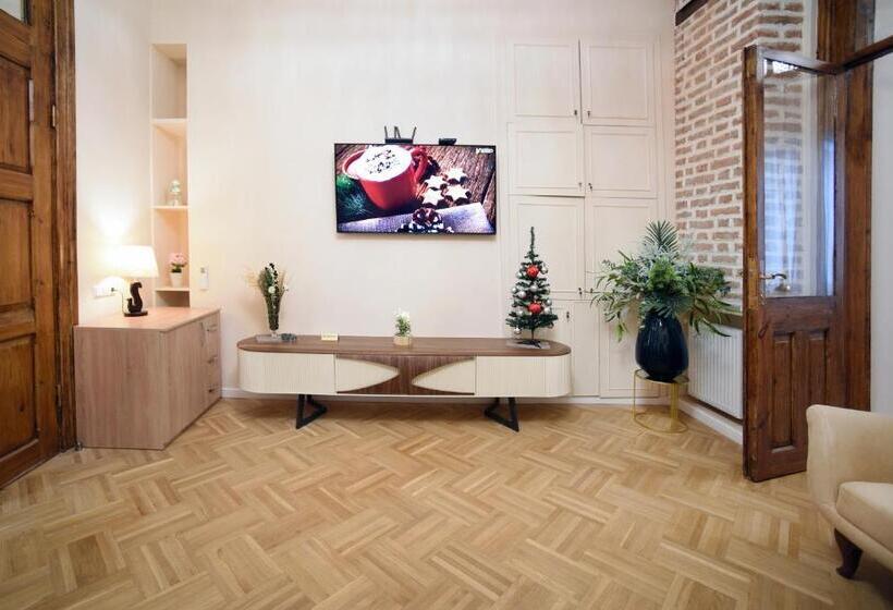 آپارتمان 2 خوابه, City Lux