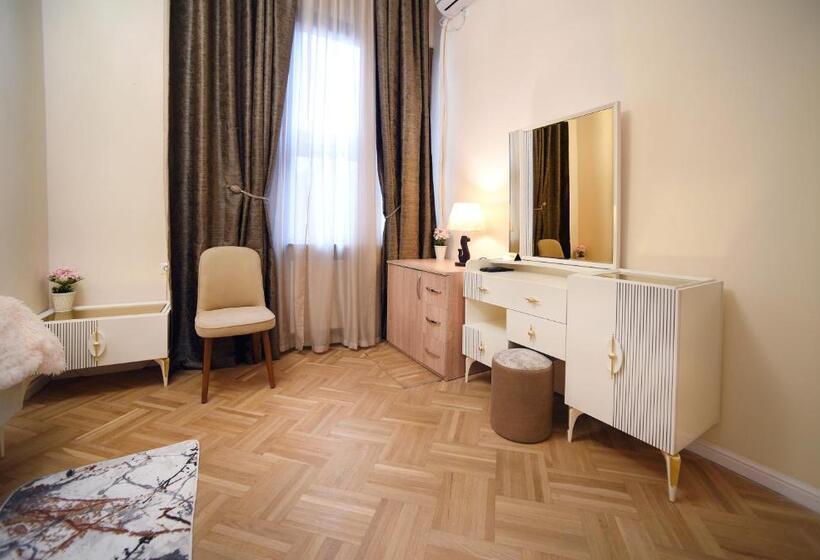 اتاق اکونومی, City Lux