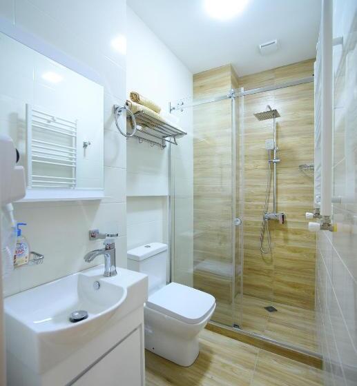 اتاق اکونومی, City Lux