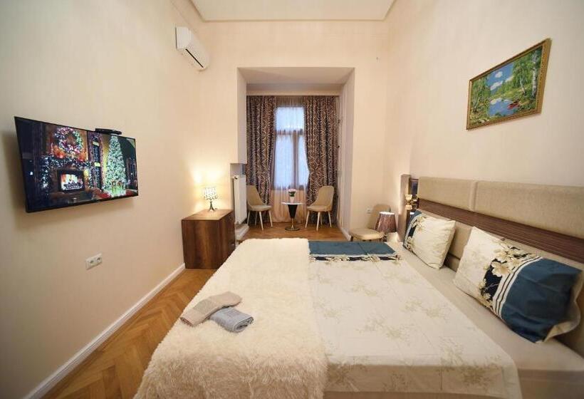 سوییت سوپریور, City Lux