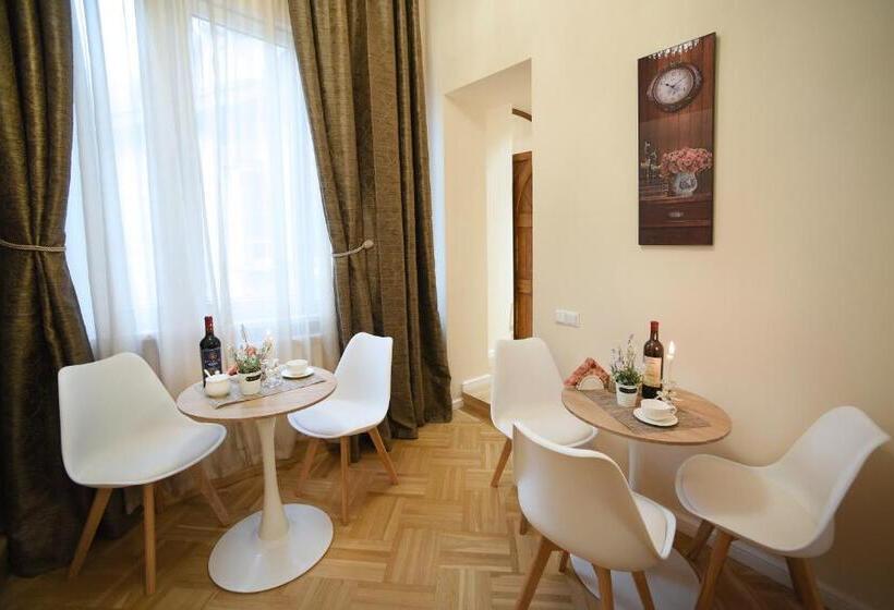 آپارتمان 2 خوابه, City Lux