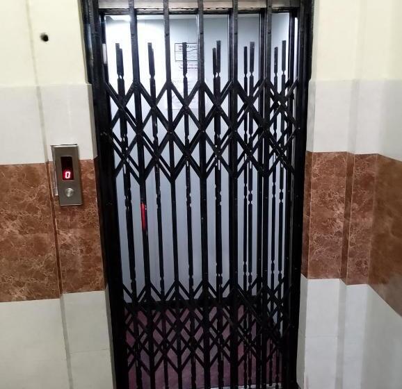 マウンテンビュースタンダードルーム, Hillview