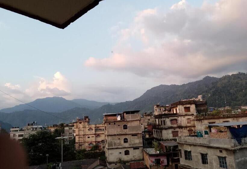 バルコニー付きスタンダードルーム, Hillview