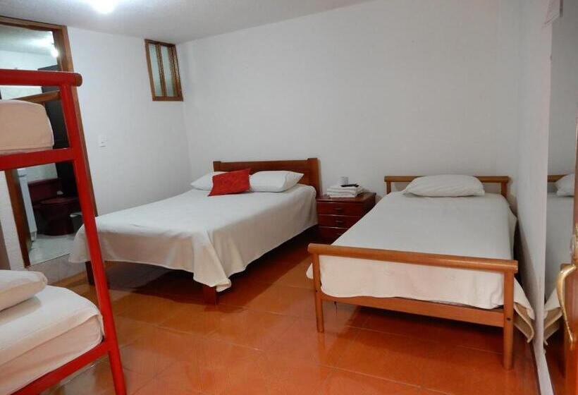 חדר קלאסי לארבעה, La Candelaria