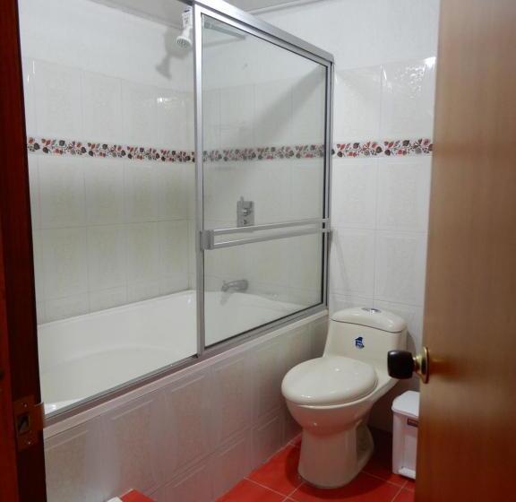 חדר קלאסי לארבעה, La Candelaria