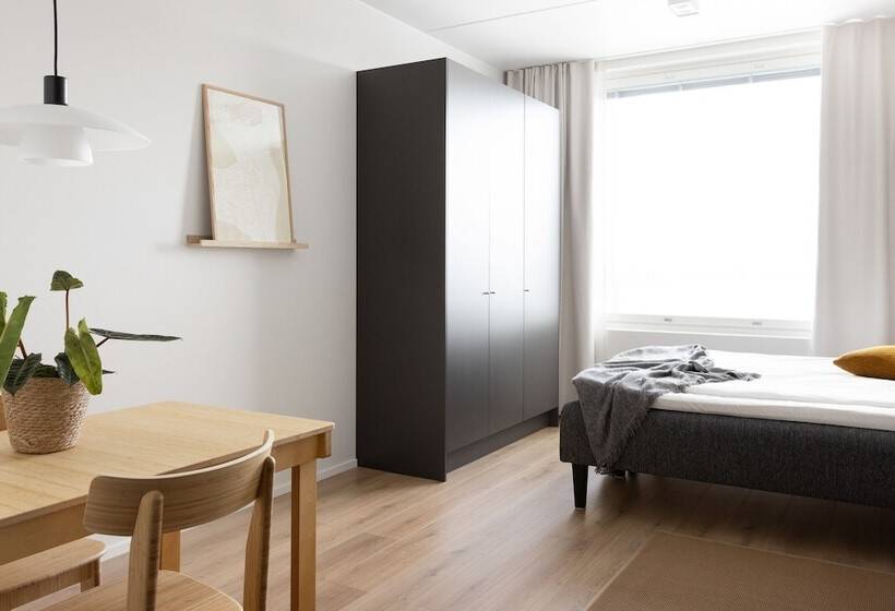 סטודיו סטנדרטי נוף לים, Noli Otaniemi