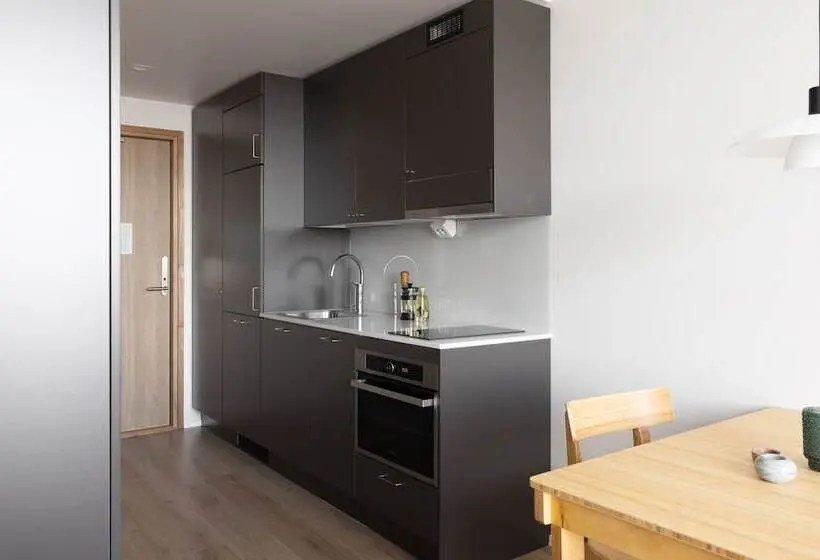 Standard-studio, Noli Otaniemi