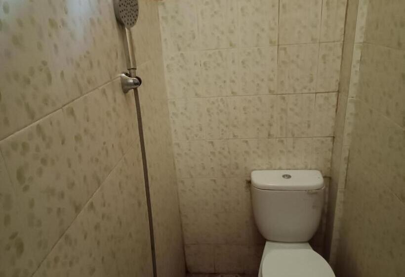 Номер Стандарт, Oyo 93332 Kharis Home Stay