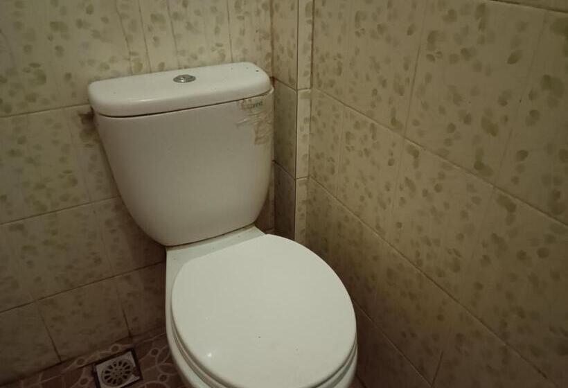 标准间, Oyo 93332 Kharis Home Stay