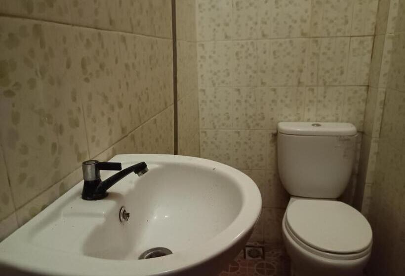 标准间, Oyo 93332 Kharis Home Stay