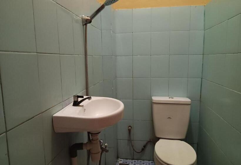 Номер Стандарт, Oyo 93332 Kharis Home Stay