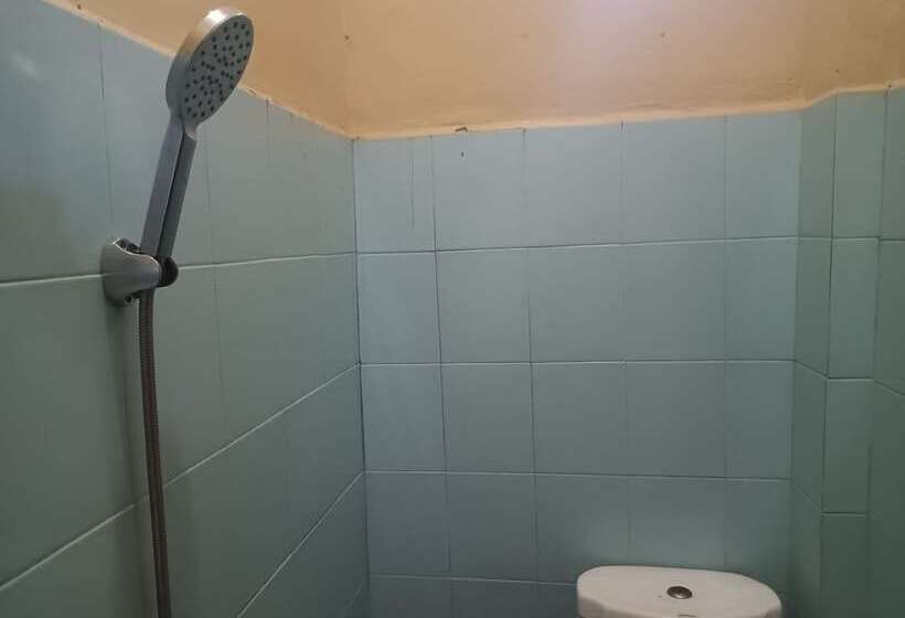 标准间, Oyo 93332 Kharis Home Stay